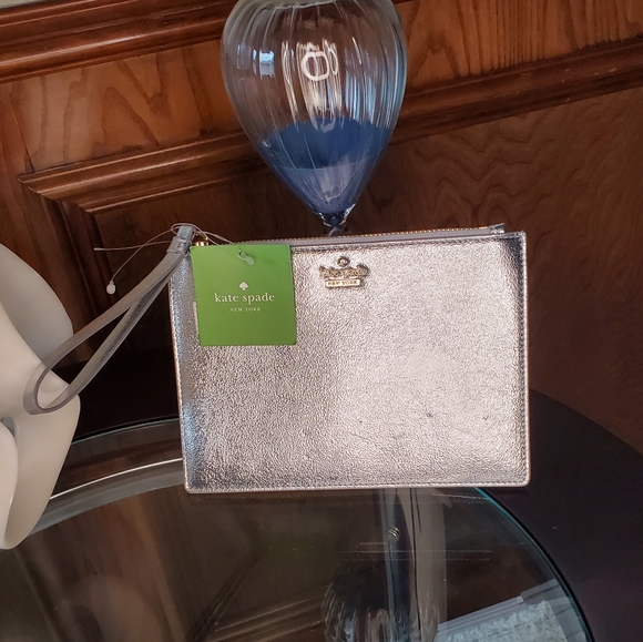 Kate Spade New York HIGHLAND DRIVE YURY wristlet - Picture 5 of 11